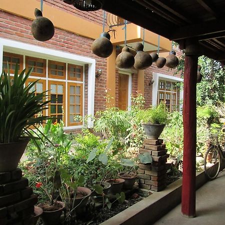 Teak Wood Hotel Nyaung Shwe Exterior foto