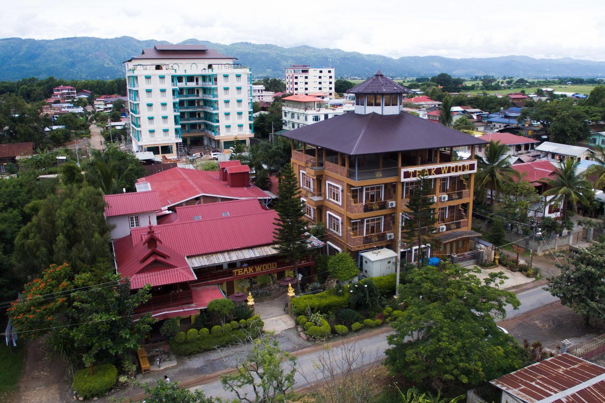 Teak Wood Hotel Nyaung Shwe Exterior foto